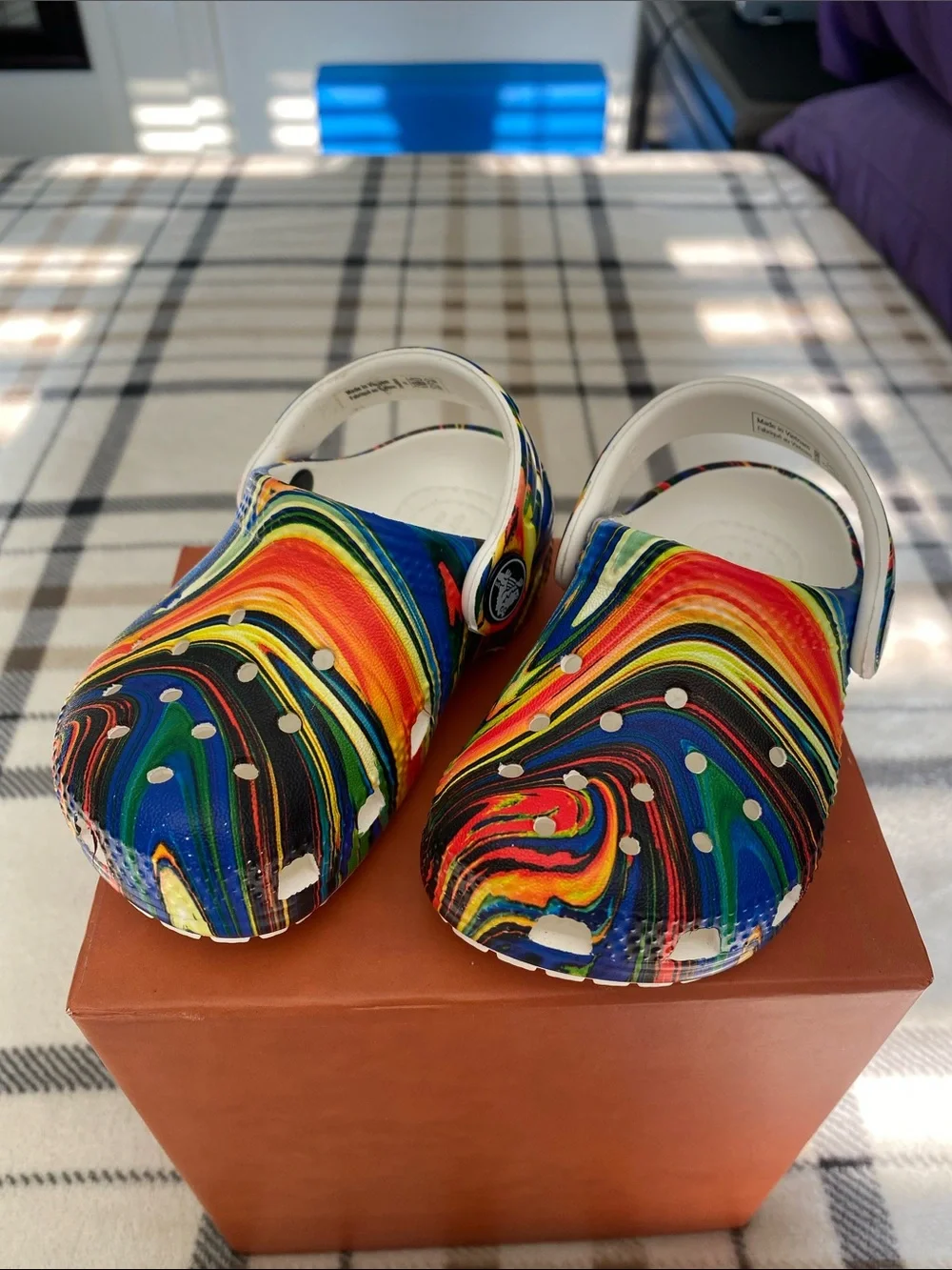 CROCS vibrant multicolor